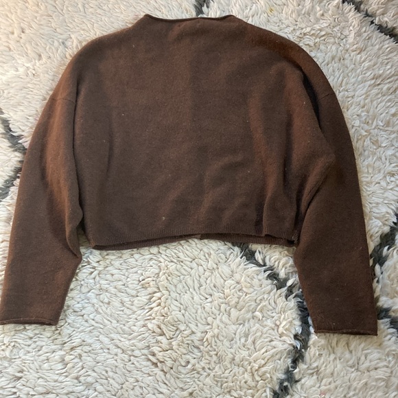 James Street Co Peri Shrunken Cardigan - Picture 10 of 17